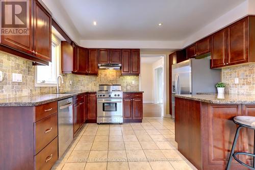 2 Colleen Cres, Caledon, ON - Indoor Photo Showing Kitchen