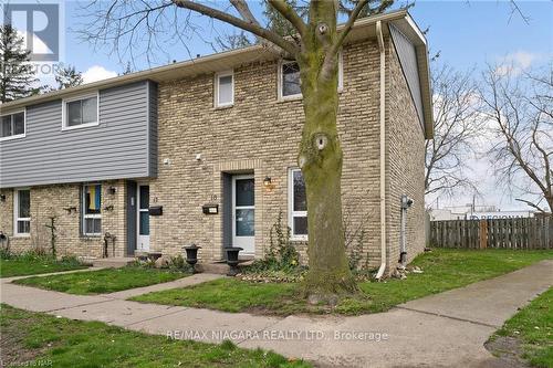 #18 -75 Ventura Dr, St. Catharines, ON - Outdoor With Facade