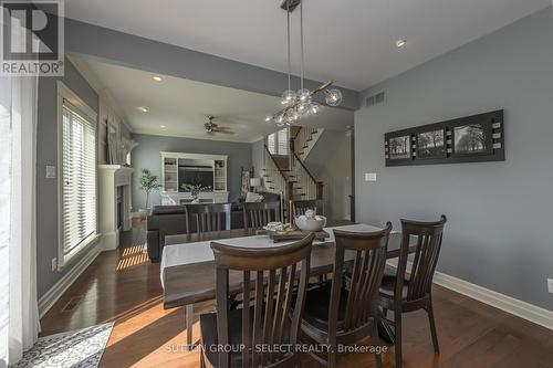 21 Greyrock Cres, London, ON - Indoor Photo Showing Dining Room