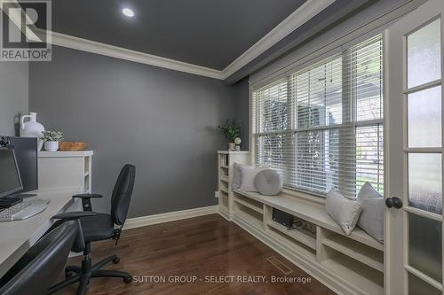 21 Greyrock Cres, London, ON - Indoor Photo Showing Office
