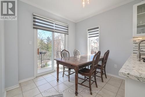 #280 -23 Observatory Lane, Richmond Hill, ON - Indoor Photo Showing Dining Room