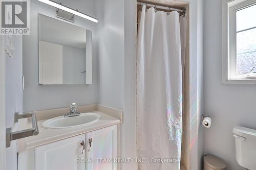 #280 -23 Observatory Lane, Richmond Hill, ON - Indoor Photo Showing Bathroom