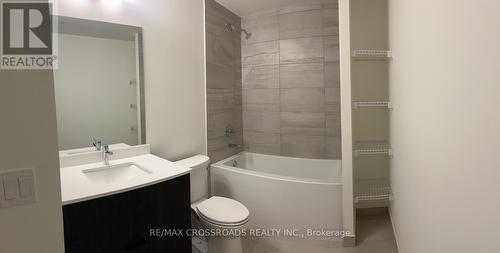 310 - 6 David Eyer Road, Richmond Hill, ON - Indoor Photo Showing Bathroom