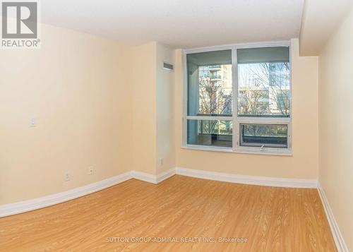 #210 -30 North Park Rd, Vaughan, ON - Indoor Photo Showing Other Room