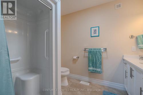 5 - 14 Charlton Court, Smith-Ennismore-Lakefield, ON - Indoor Photo Showing Bathroom