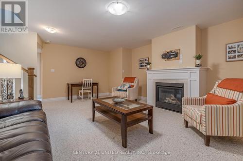 5 - 14 Charlton Court, Smith-Ennismore-Lakefield, ON - Indoor Photo Showing Living Room With Fireplace