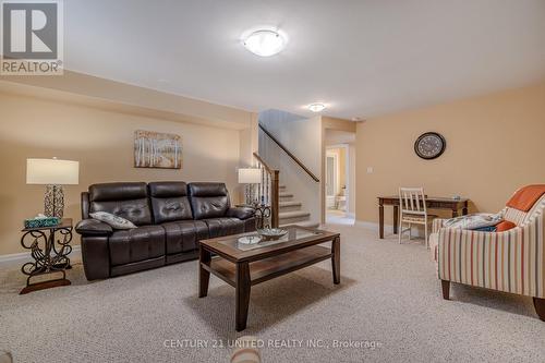 5 - 14 Charlton Court, Smith-Ennismore-Lakefield, ON - Indoor Photo Showing Living Room