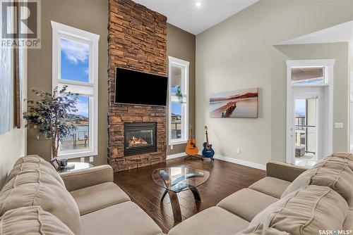 534 Redwood Crescent, Warman, SK - Indoor Photo Showing Living Room With Fireplace