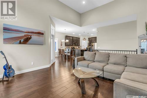 534 Redwood Crescent, Warman, SK - Indoor Photo Showing Living Room