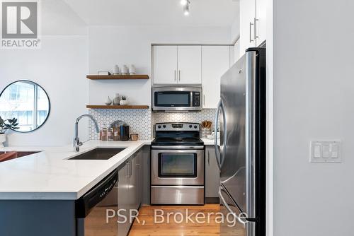 #202 -90 Stadium Rd, Toronto, ON - Indoor Photo Showing Kitchen With Stainless Steel Kitchen With Upgraded Kitchen