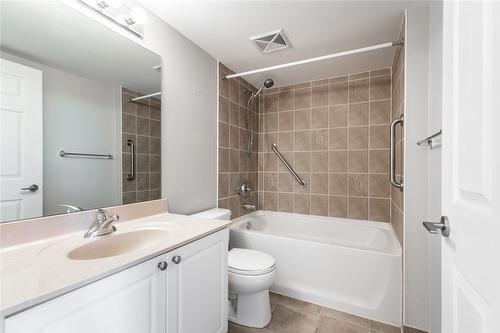 2325 Central Park Drive|Unit #706, Oakville, ON - Indoor Photo Showing Bathroom
