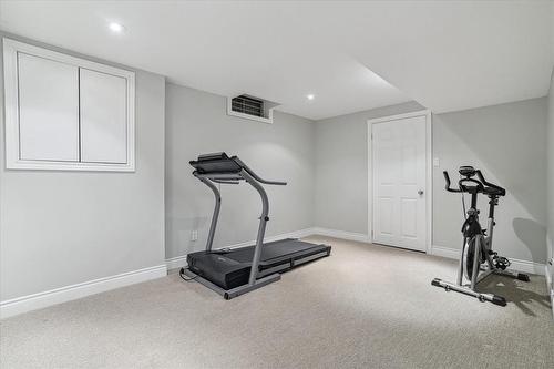 2426 Butternut Crescent, Burlington, ON - Indoor Photo Showing Gym Room