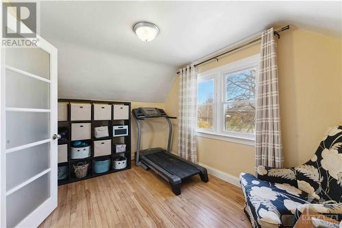 1673 Edge Hill Place, Ottawa, ON - Indoor Photo Showing Bedroom