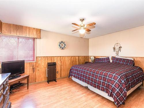 8005 Queen St, Crofton, BC - Indoor Photo Showing Bedroom