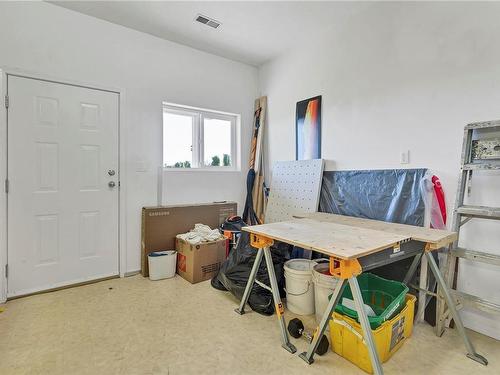 595 Galerno Rd, Campbell River, BC - Indoor Photo Showing Other Room