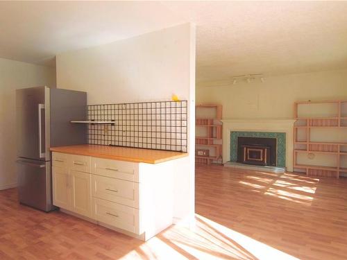 2664 Deville Rd, Langford, BC - Indoor With Fireplace