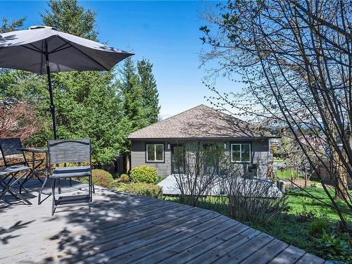 953 Holm Rd, Campbell River, BC - Outdoor With Deck Patio Veranda