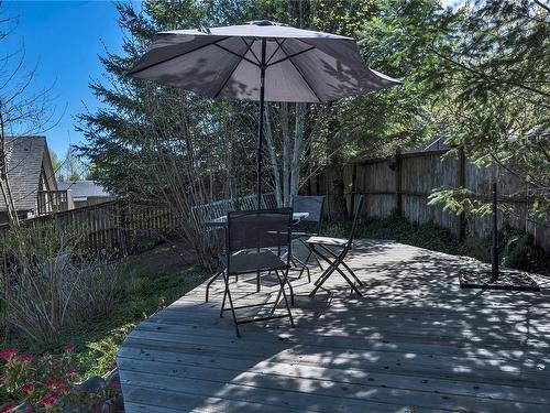 953 Holm Rd, Campbell River, BC - Outdoor With Deck Patio Veranda