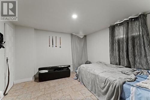 11 Raleigh Street, Chatham, ON - Indoor Photo Showing Bedroom