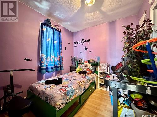 207 K Avenue S, Saskatoon, SK - Indoor Photo Showing Bedroom