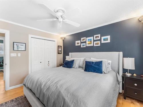 1080 Kelly Road, Kelowna, BC - Indoor Photo Showing Bedroom