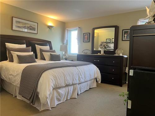 6 Cadham Bay, Portage La Prairie, MB - Indoor Photo Showing Bedroom