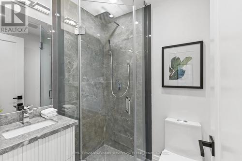 81A Oriole Rd, Toronto, ON - Indoor Photo Showing Bathroom