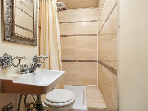 Bathroom - 7525 Boul. Milan, Brossard, QC - Indoor