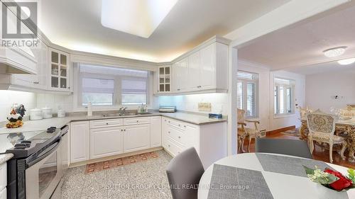 9 Westmount Park Rd, Toronto, ON - Indoor Photo Showing Kitchen With Double Sink With Upgraded Kitchen