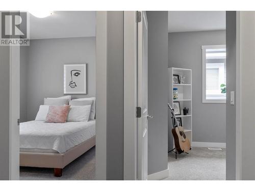 1791 10 Street Sw Unit# 37, Salmon Arm, BC - Indoor Photo Showing Bedroom