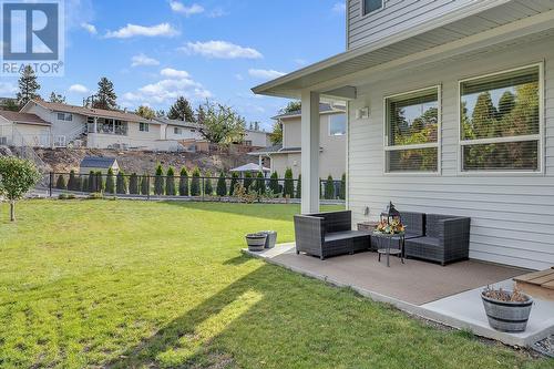 909 Currell Crescent, Kelowna, BC - Outdoor With Deck Patio Veranda With Exterior