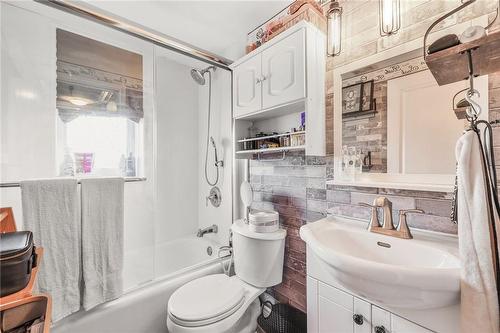 832 Concession Street|Unit #21, Hamilton, ON - Indoor Photo Showing Bathroom