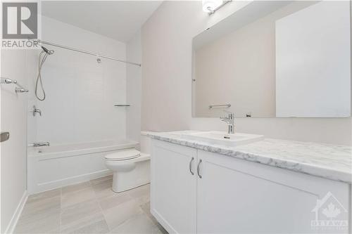 245 Appalachian Circle, Nepean, ON - Indoor Photo Showing Bathroom