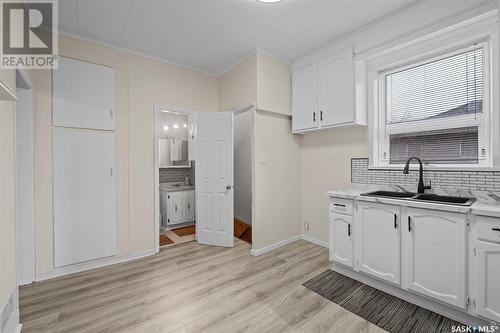 331 12Th Street E, Prince Albert, SK - Indoor Photo Showing Kitchen With Double Sink