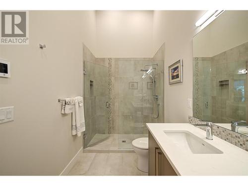 3475 Granite Close Unit# 401, Kelowna, BC - Indoor Photo Showing Bathroom