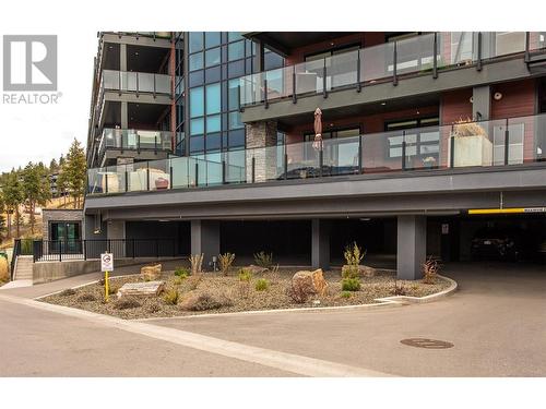 3475 Granite Close Unit# 401, Kelowna, BC - Outdoor With Facade