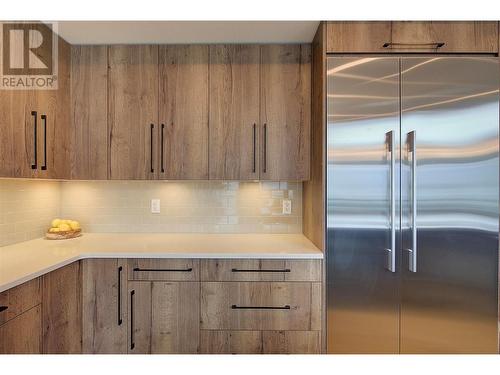 3475 Granite Close Unit# 401, Kelowna, BC - Indoor Photo Showing Kitchen