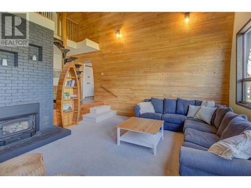 3580 Eagle Bay Road, Blind Bay, BC - Indoor Photo Showing Living Room With Fireplace