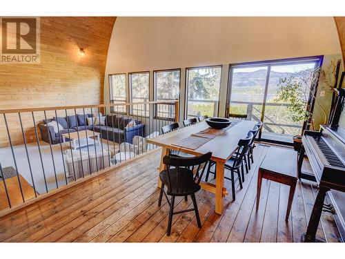 3580 Eagle Bay Road, Blind Bay, BC - Indoor Photo Showing Dining Room