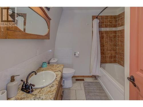 3580 Eagle Bay Road, Blind Bay, BC - Indoor Photo Showing Bathroom