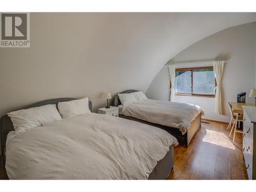 3580 Eagle Bay Road, Blind Bay, BC - Indoor Photo Showing Bedroom
