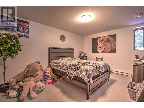 661 Park Road, Enderby, BC - Indoor Photo Showing Bedroom