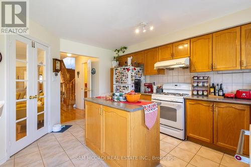 3158 Clayhill Road, Mississauga, ON - Indoor Photo Showing Kitchen