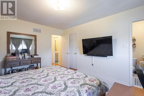 3158 Clayhill Road, Mississauga, ON - Indoor Photo Showing Bedroom