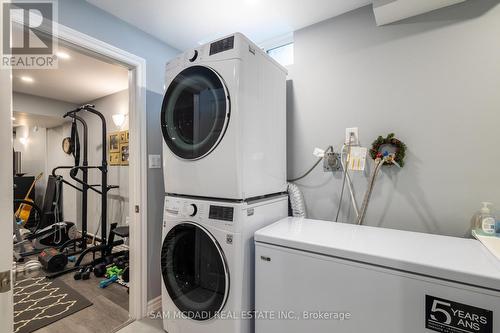 3158 Clayhill Road, Mississauga, ON - Indoor Photo Showing Laundry Room