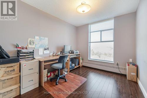 #809 -335 Driftwood Ave, Toronto, ON - Indoor Photo Showing Office