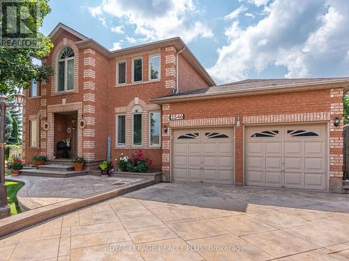 3546 Trelawny Circ, Mississauga, ON - Outdoor