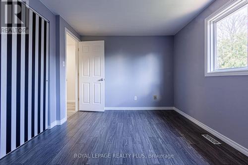 619 Beaver Crt, Milton, ON - Indoor Photo Showing Other Room