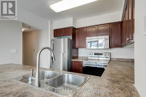 #2110 -18 Spring Garden Ave, Toronto, ON - Indoor Photo Showing Kitchen With Double Sink