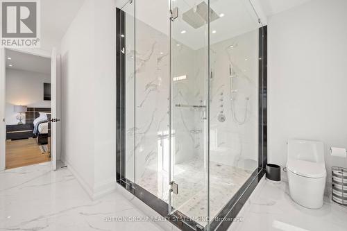 10 Purdon Dr, Toronto, ON - Indoor Photo Showing Bathroom